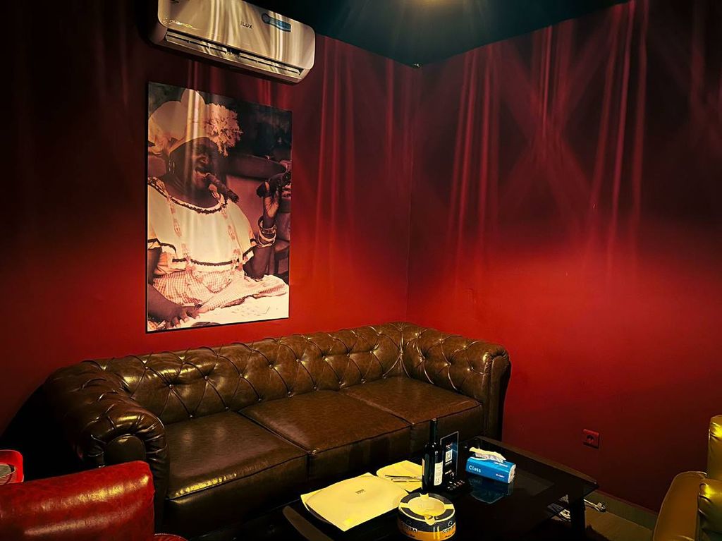 The club chesterfield lounge